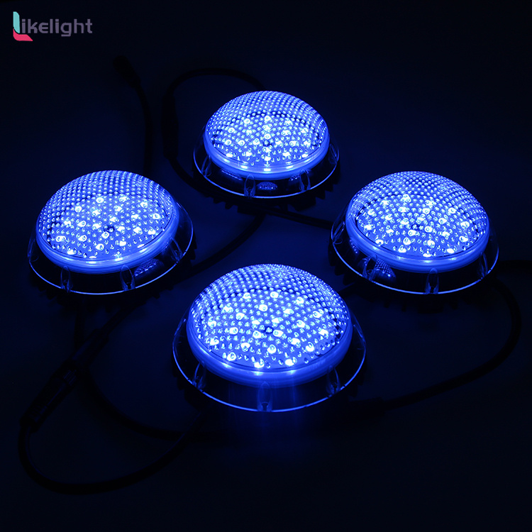 Cuatro puntos RGB de 120 mm encendidos